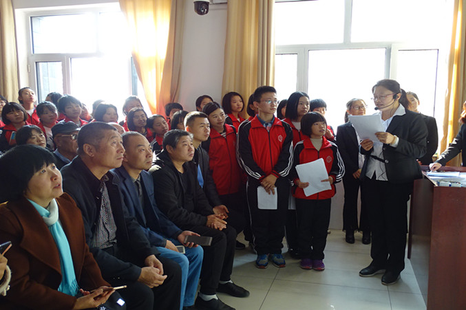 提升了社会各界对阜城教育的满意度,拉近了学校与家长间的距离,家长们